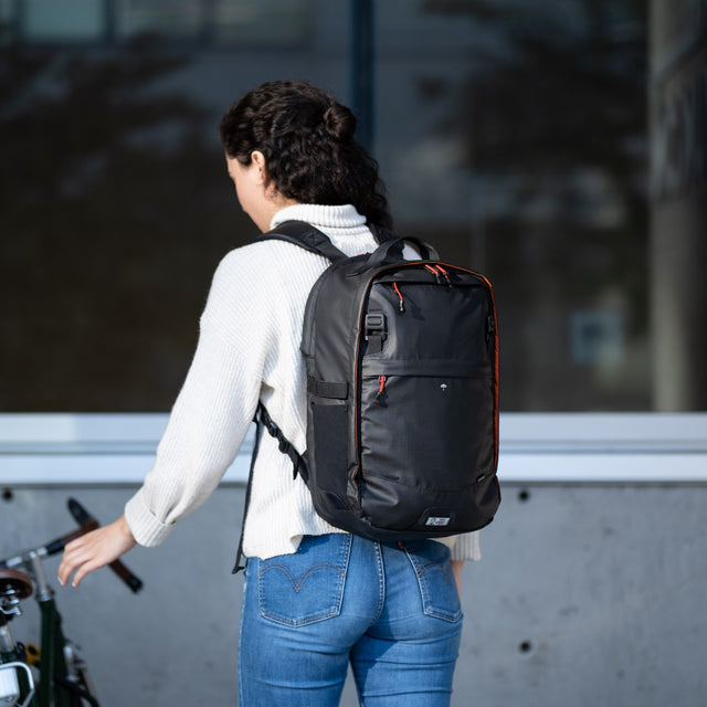 Two Wheel Gear - Pannier Backpack LITE - Black recycled ripstop on woman