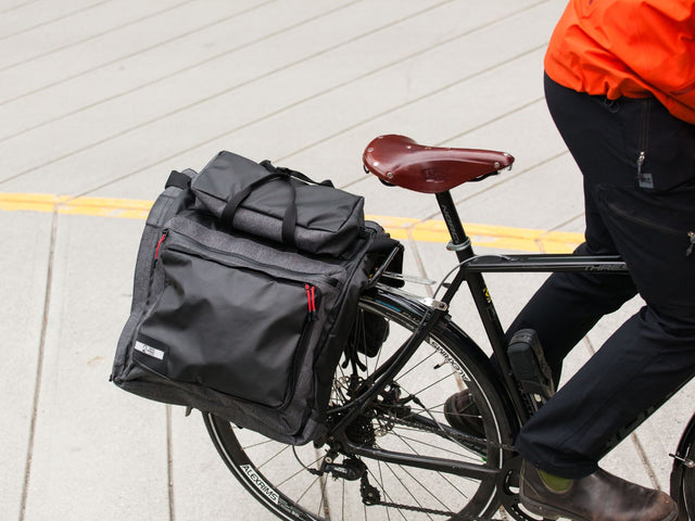 Two Wheel Gear - Classic 3.0 Garment Pannier - Graphite Grey - Bike Suit Bag - On Bike Rack