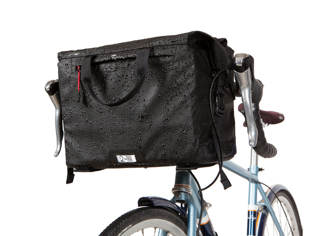 Two Wheel Gear - Dayliner Box Bag - Bicycle Trunk - Black - Recycled Fabric - Wet